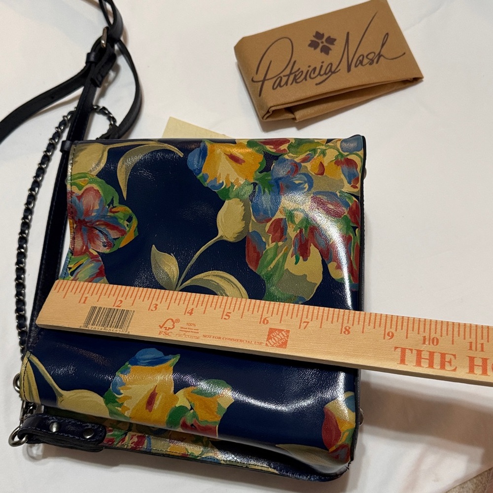 Patricia Nash Le Fleur Leather Ledra Bucket Crossbody Bag Chain-Shoulder NWT - Picture 8 of 11